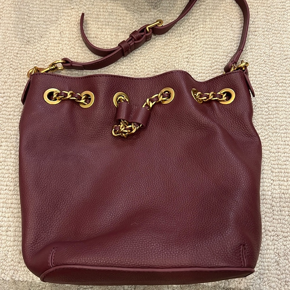 Worn once! Rebecca minkoff bucket bag burgundy